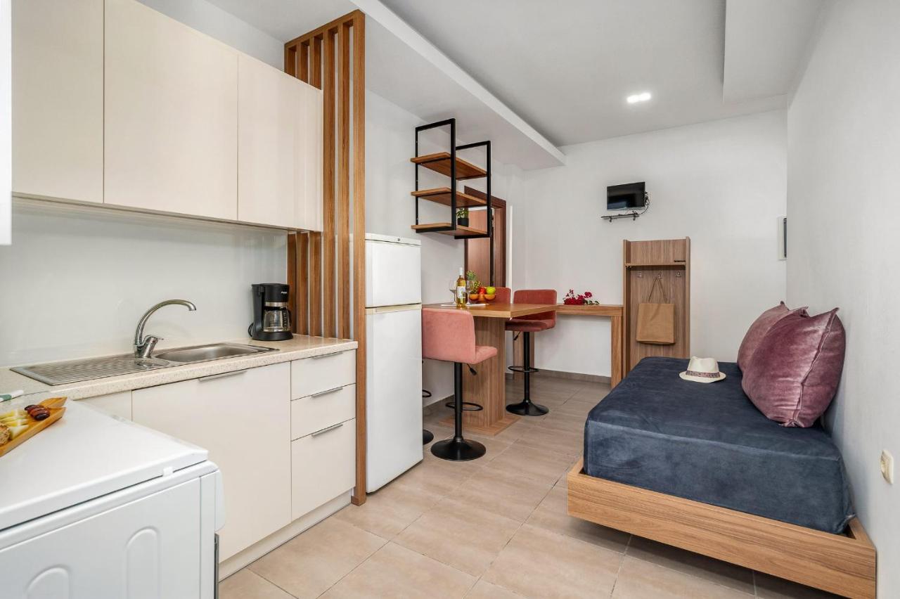 Marina Apartments Лентас Экстерьер фото